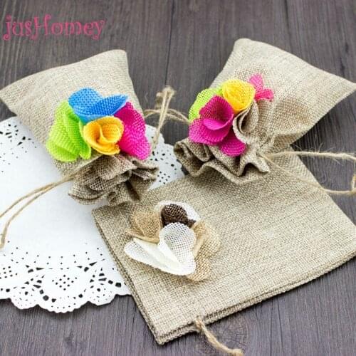 JusHomey 24pcs 10x15cm Rustic Drawstring Burlap Gift Bags Dyed Jute Flower Wedding Favor Pouch,Party Gift Sachet, Wedding Supply