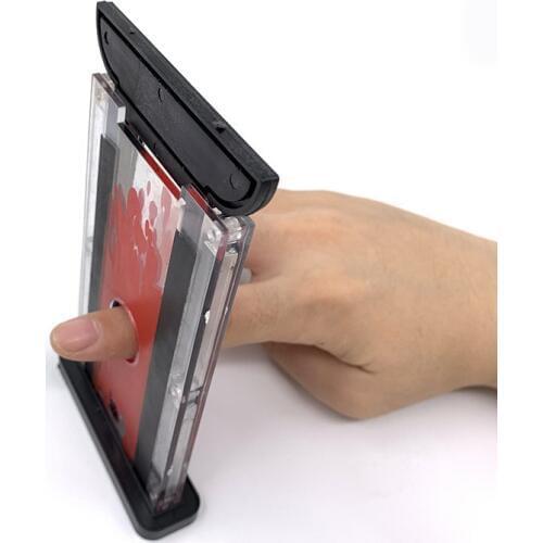 1pc new hot sale Chop finger magic props Magic trick Finger trowel Prank joke Cut finger Scary toy close up magic toy gift