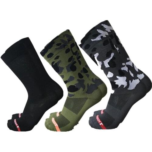 SKY KNIGHT New Olive Green Camouflage Professional Outdoor Riding/Cycling Socks Unisex Sports Bike Socks Army Green Camouflage