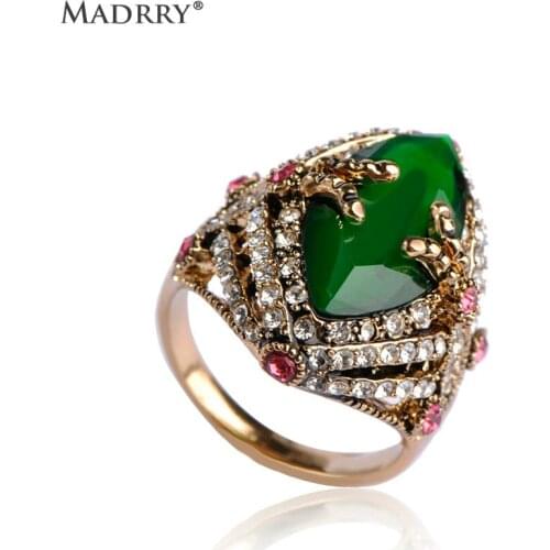 Madrry Green Rhinestone Exquisite Paved Rings For Women Unique Vintage Design Gold Color Alloy Anel Engagement Bijuterias