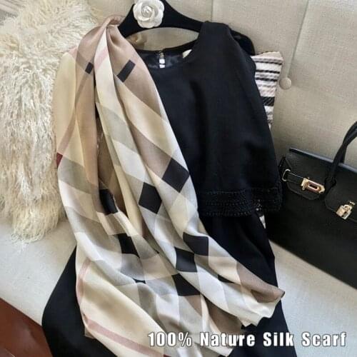 Ahorrarte Women's Accessories