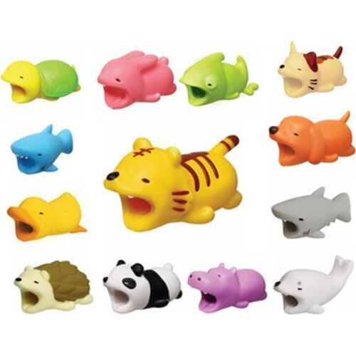 DROPSHIPPING Doll Animal Cable Protector for Iphone Cable Dog Bite Rabbit Cat Doll model Toys 2*2*4cm with Blister Card Package