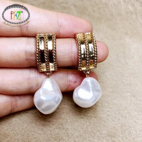 F.J4Z 2020 Trend Earrings for Women Irregular Simulated Pearl Charms Drop Earrings Lady Statement Earring Christmas Gifts
