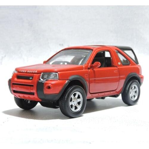 Diecast 1:32 Scale Classic Off-road Vehicle Alloy Simulation Car Model Collection Souvenir Decoration Display Gift Hot Toys