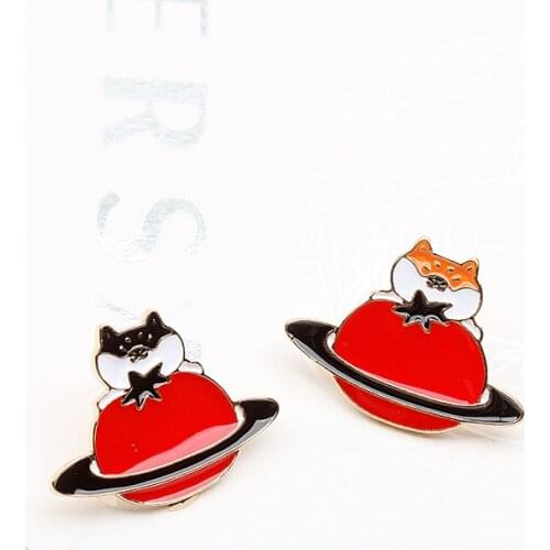 Fashion Dog Pins Cartoon Tomato Saturn Brooch значки Shirt Bag Lapel Badge Wholesale Enamel Pin Jewelry Gift