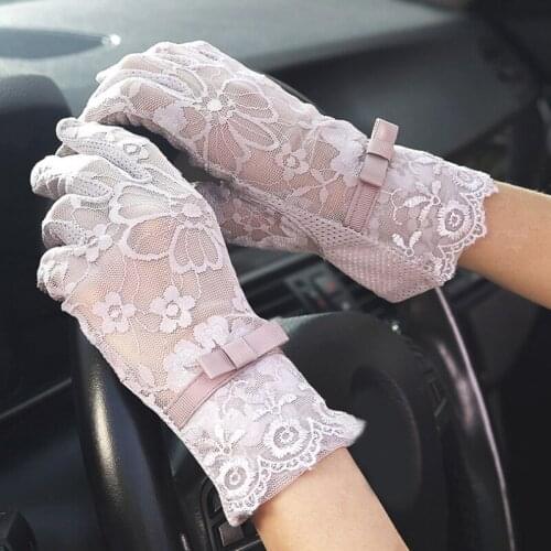 New Women Sunscreen Touch Screen Lace Gloves Summer Breathable Thin Soft Female Short Gloves Non-slip Exquisite Gloves