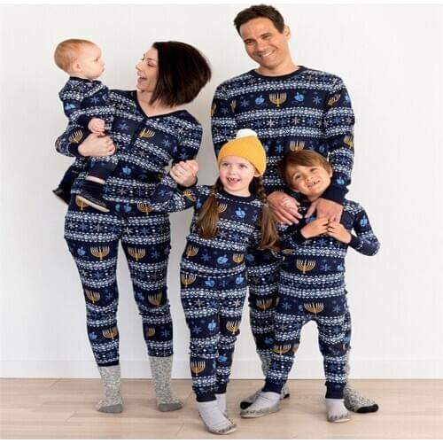 Christmas Family Pajamas Set Candle Light Print Family Matching Outfits Mom Dad Kids Baby Pj Set Xmas Sleepwears Loungewear