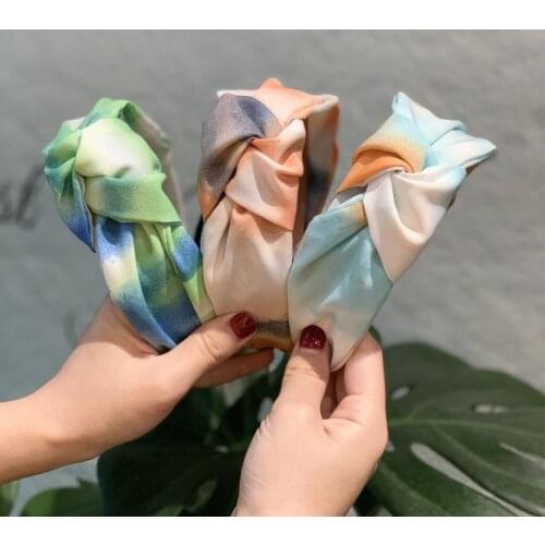 Women Headband 2020 Classical Tie Die Fabric Covered Top Knot Hairband European Photography Hair Accessories Headwear