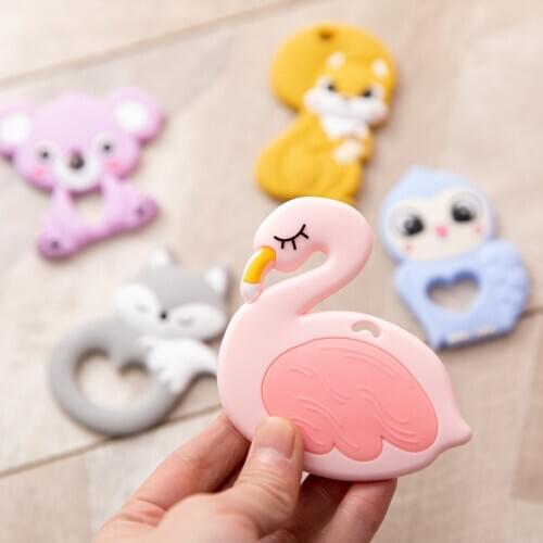 5pcs/lot Baby Animal Silicone Teethers Coon Swan Owl Food Grade Pacifier Teeth Pendants DIY Teething Toys Infant Chewable Toys