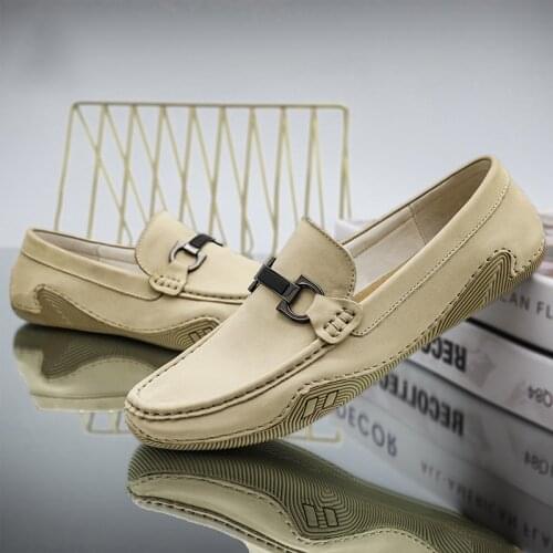 FIXSYS Brand Cow Suede Man Casual Shoes Summer Breathable Driving Shoes High Quality Flat Moccasins Buckle Design Mens Loafers