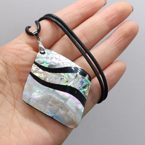 Natural Shell Necklace With Rhombus-Shaped Stripe Pendant Leather Cord 2MM Charms For Elegant Women Love Romantic Gift