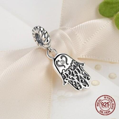 Womak Vintage Pendants