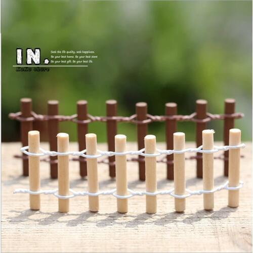 2pcs Micro Fairy Garden Mini Wooden Fences Landscape Decor Succulent Toys Dollhouse/Miniature Figurine DIY Accessories Ornament