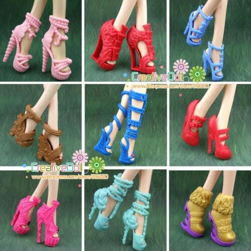 Free Shipping accessory for monster high doll, 5pair Different Fashion Shoes for Orignal monster high dolls
