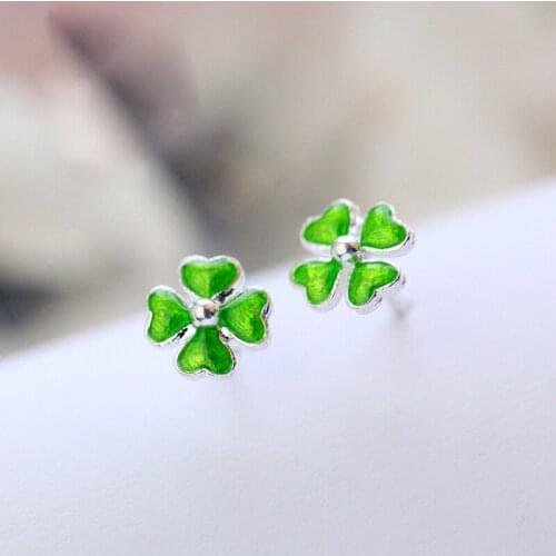 Minimalist plant earrings female pure green drip glaze four-leaf clover four-leaf clover earrings exquisite jewelry gifts