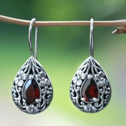 Silver Plated Water Drop Pendant Earrings Womens Flowers Dazzling Red Gem Earrings Retro Fashion Womens Jewelry Gifts