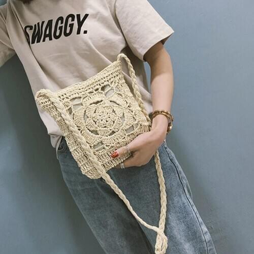 2021 Summer Straw Crossbody Women Girls Flower Crochet Braided Shoulder Bags Hollow Out Rattan Beach Bag Travel Shopper Totes