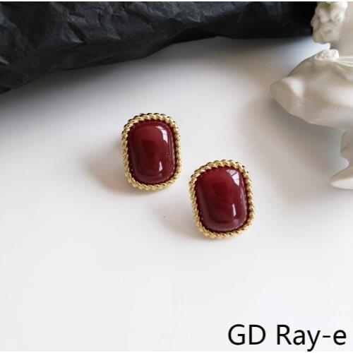 New Fashion Temperament Vintage Harbor Style Simple Geometric Rectangle Red Resin Stud Earrings 56