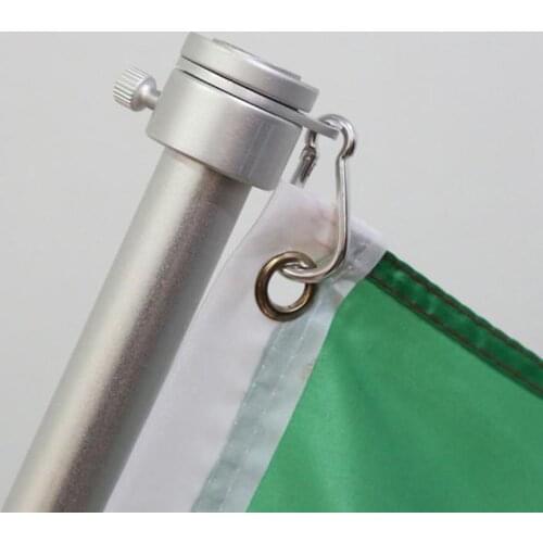 2pcs Flag Pole Rings Clip Mounting Ring 360 Degrees Rotating with Carabiner