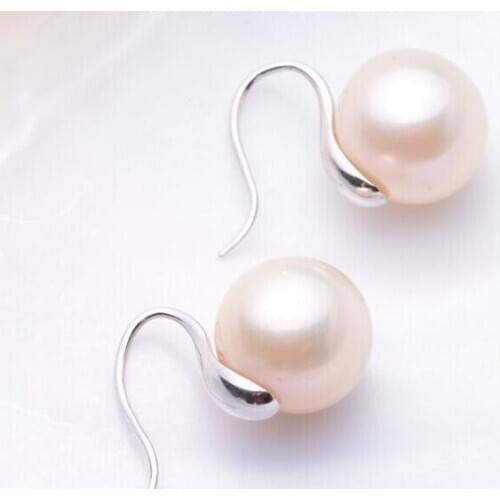 Elegant 9-10mm south sea round white pearl earring silver