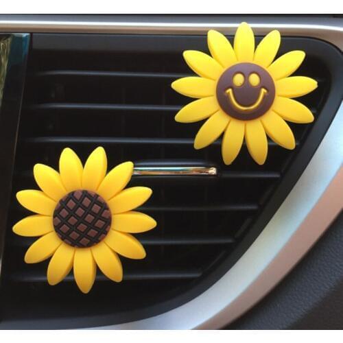 Sunflower And Smile Face Cute Design Car Perfume Air Freshener In The Car Car Perfume New Air Conditioner Clip Car Fragrance