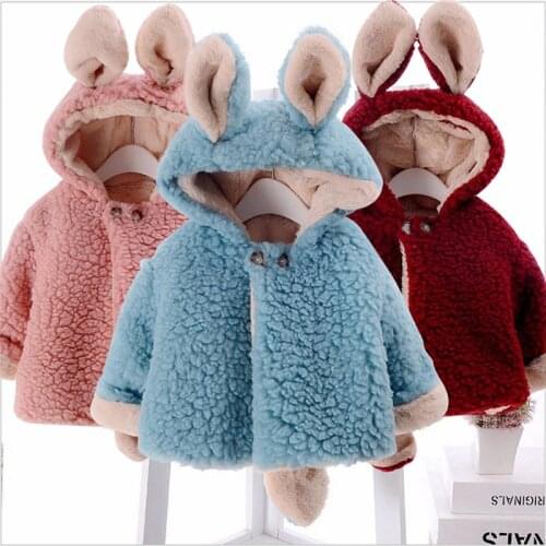 Baby girl clothes 0-4 autumn and winter plus velvet thick coat girl lamb velvet jacket hooded big ears wool sweater coat