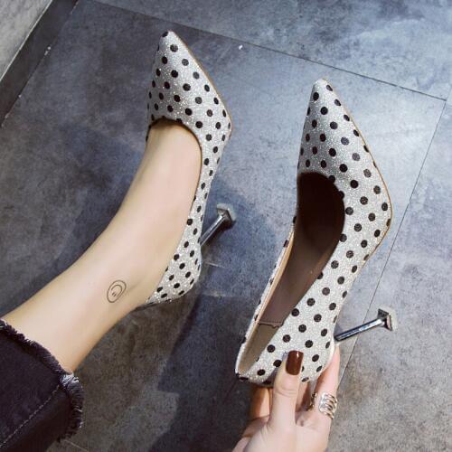 Selling Womens Shoes Cute Dots New Womens Pointed Toe High Heels OL Fashion Classic Wedding Shoes Wild Womens Shoes W32-40