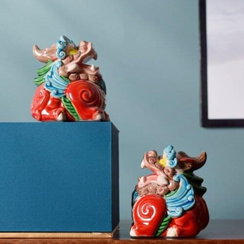 Ceramic Painted Lucky Pixiu Figurines statue ，Chinese Mythical beast mascot Home Living Room Bedroom Office Feng Shui Statue