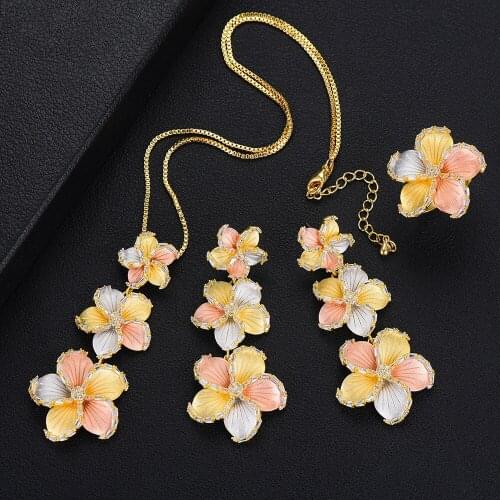 LARRAURI High Quality Flower Branch Pendant Jewelry Set Necklace Earrings Ring Luxury Shiny Ladies Wedding Valentines Gift
