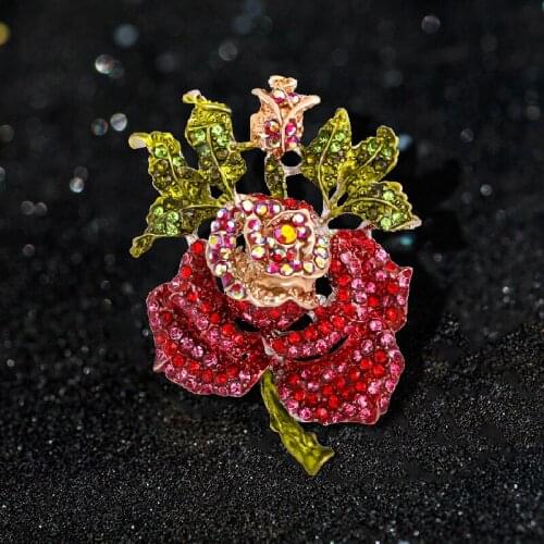 Ladies Fashion Rose Flower Rhinestone Brooch High-End Plant Corsage Fashion Clothing Accessories