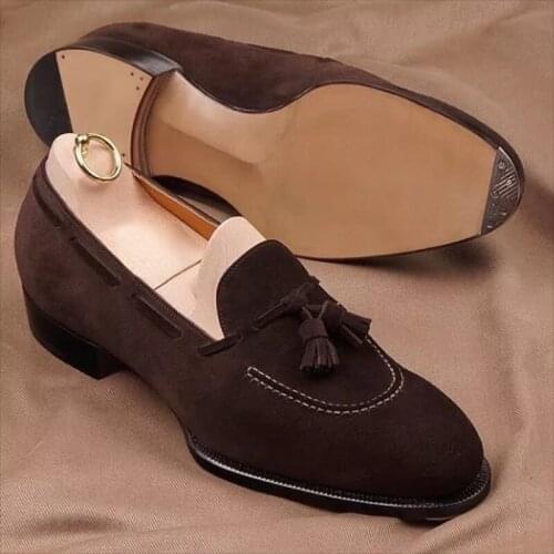 Mens Handmade Retro Fashion Dress Shoes Trend Casual Fashion Brown Suede Classic Tassel Low Heel Loafers Men ZQ0199