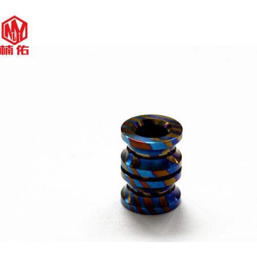 1PC Damascus Steel Paracord Beads Knife Beads Rope Cord Necklace Bracelet Flashlight EDC Beads Lanyard Pendants Accessories