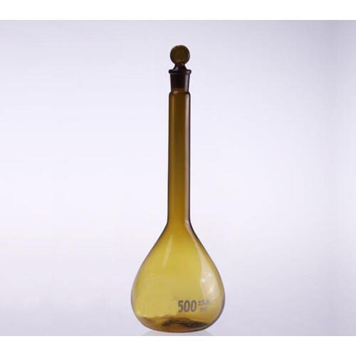 Volumetric brown glass flask,High borosilicate volumetric flask,The quantitative bottle