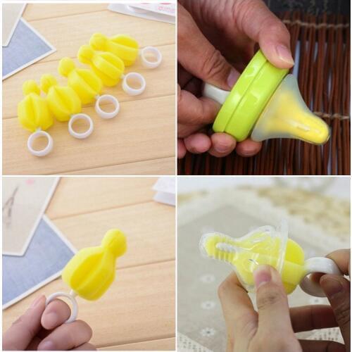 2pcs New 360 Degree Rotating Infant Pacifier Cleaner Sponge yellow Baby Nipple Brush Babies Teat Cleaning Feeding Bottle Brushes