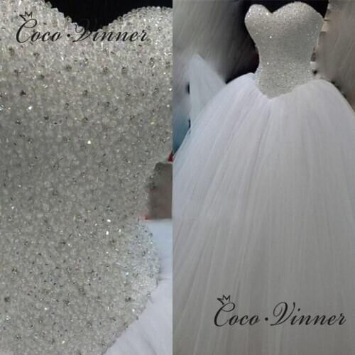 Luxury Crystal Beaded Wedding Dress 2020 New Sweetheart Neckline Puff Tulle White Wedding Gown Simple Bride Dress Women W0515