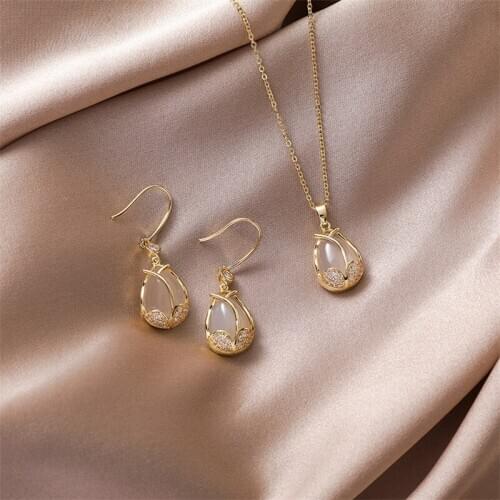 Retro Vintage Micro Inlay Elegant Jewelry Tulip Ear Stud Clavicle Necklace Statement Pendents