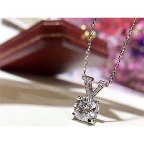 Silver 1 Carat Cow Head Cut Excellent White D Color Diamond Test Moissanite V Shape Ring Women Wedding Gift Silver 925 Jewelry