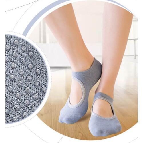 Hot Breathable Anti-friction Women Yoga Socks Silicone Non Slip Pilates Barre Breathable Sports Dance Socks Slippers With Grips