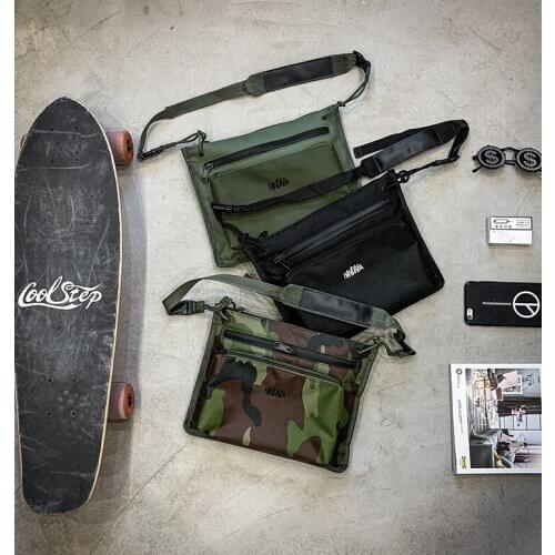 Hongkong new style versatile hip-hop unisex zipper messenger bag Functional package ins hot fashion camouflage