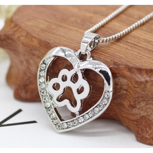 Fashion lady inlaid zircon heart-shaped hollow dog paw footprint necklace fashion personality simple all-match jewelry