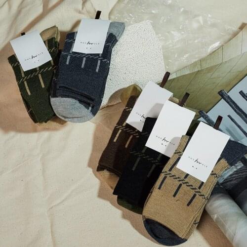 10 Pairs Mens Socks Autumn Winter New Fashion Socks Seamless Socks Gemetric Plaid Pattern Socks Mens Wool Socks Middle Tube