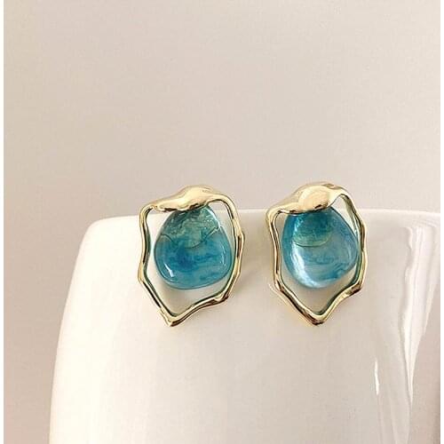 Fashion Metallic Irregular Blue Resin Stud Earrings For Women Personality Creative pendientes Wholesale