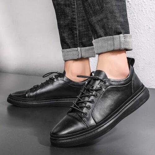 2021 New High Quality Fashion Men Breathable Off White Soft Leather Lace up Sneakers Men Comfortable Walking Running Sneakers