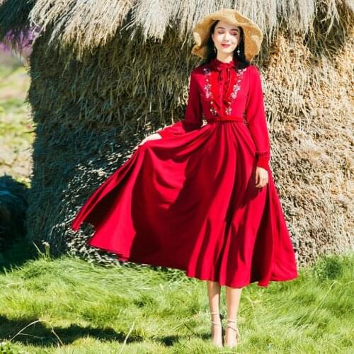 2017 Autumn Women dress Elegant Swing hem Long Sleeve dresses Vintage Retro EmbroideryTunic Vestidos