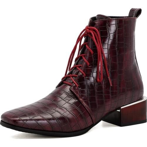 Square Head Crocodile Pattern Lace Ankle Boots Thick Heel Cross Lace Stone Pattern Warm Autumn And Winter Women’S Boots