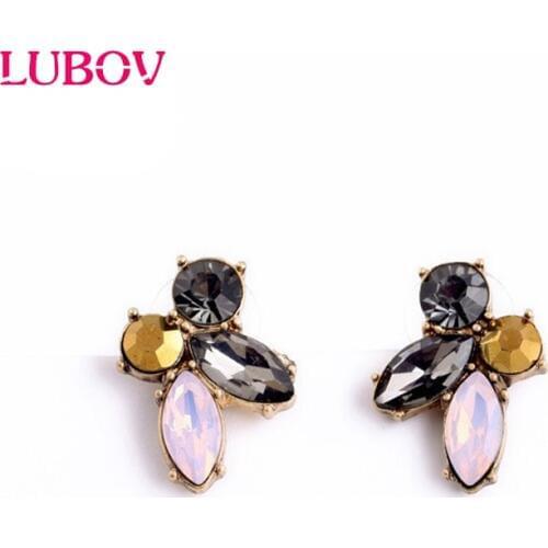 Womens fashion earrings Brand jewelry accessories gorgeous elegant sweet petals stud earrings for women lady