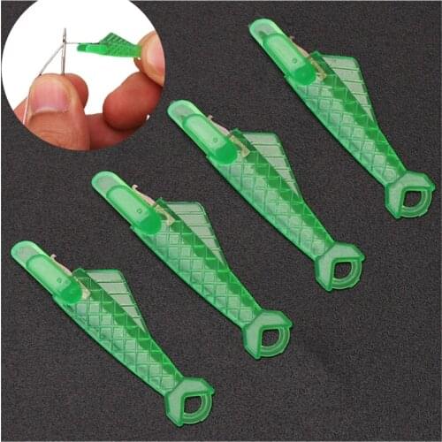 Mini Sewing Machine Needle Threader with Hook Plastic Stitch Insertion Tool Elderly Quick Automatic Changer Craft Accessories