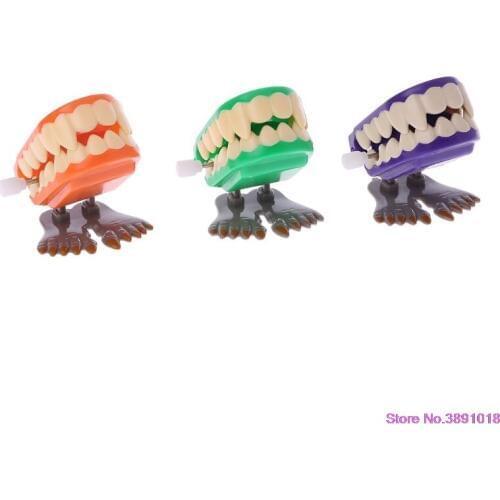 New Clockwork Jumping Denture Educational Mechanical Toys Halloween Prank Decoration