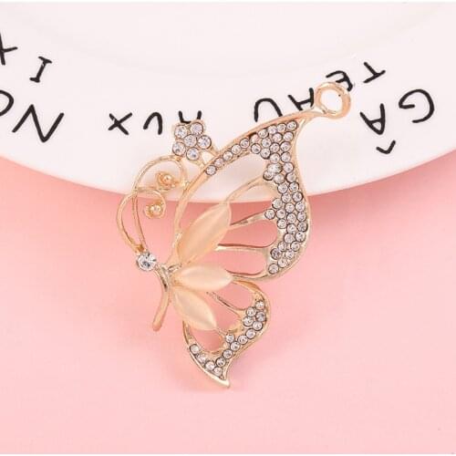 2021 Vintage Designer Shoe Charms for Croc Luxury DIY Fashion Croc Charms Women Clogs Shoe Decoration Girls Shoe Buckle Hot Sale