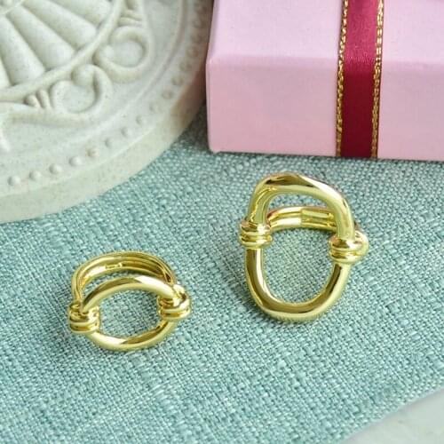 The new European and American wind exaggerated version of brass electroplating gold finish hollow design sense fashion ring